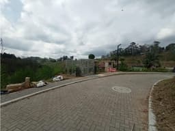 SE VENDE LOTE EN CONDOMINIO GUARNE RIONEGRO 1919 MTS.