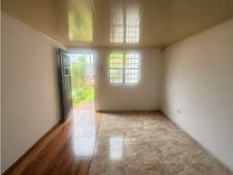 VENDE CASA EN LA ARGENTINA