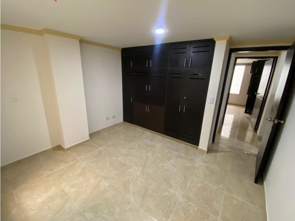 VENDE APARTAMENTO CHIPRE — foto 4