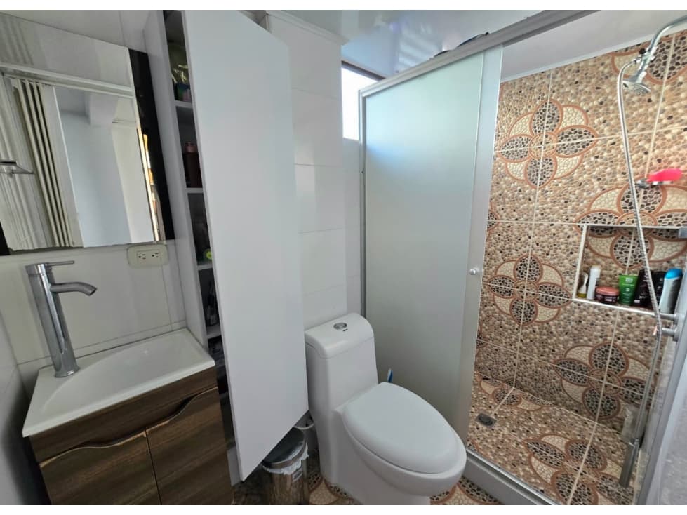 VENDE CASA LA LEONORA — foto 2