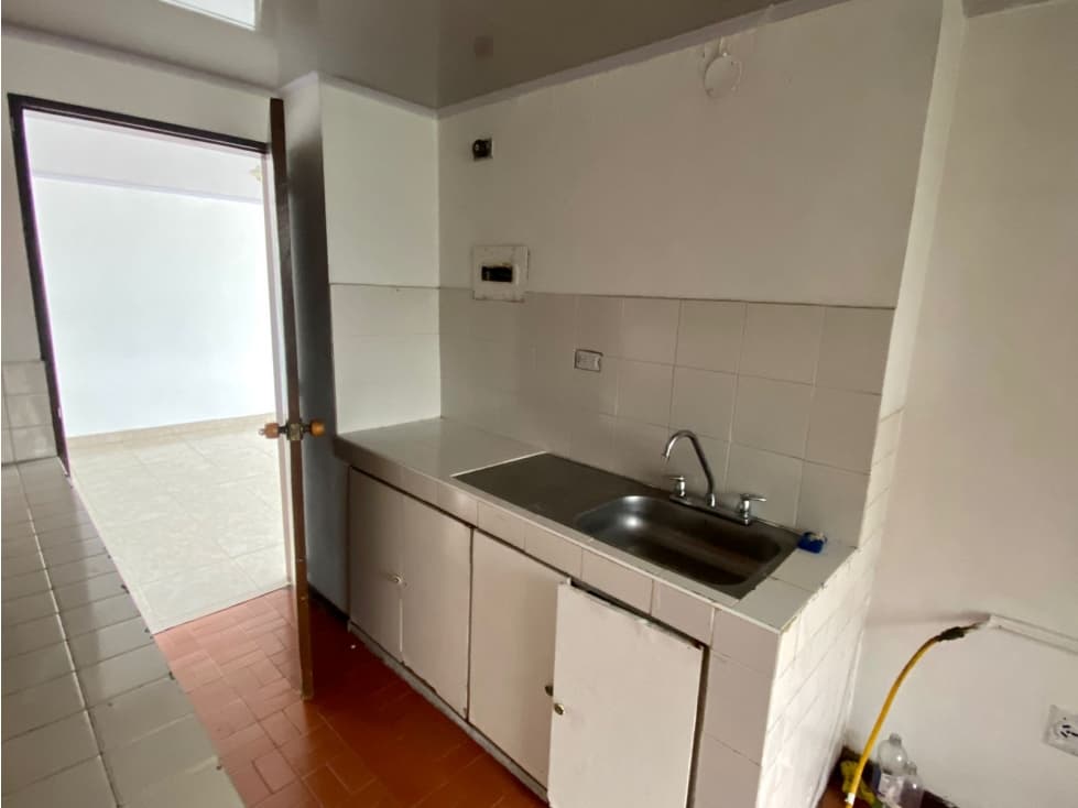 VENDE APARTAMENTO CAMPOHERMOSO — foto 3