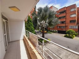 VENTA CASA EN LAURELES SANTA TERESITA ALMERIA