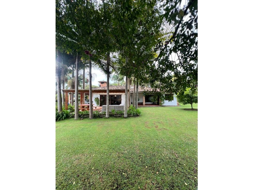Casa disponible para Renta Amoblada, Llanogrande (Cabeceras). — foto 1