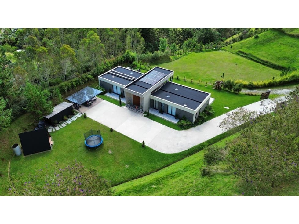 Venta de casa campestre en El Retiro Antioquia — foto 1