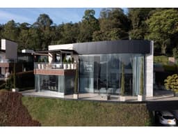 Casa en Arriendo Amoblado en Alto de las Palmas