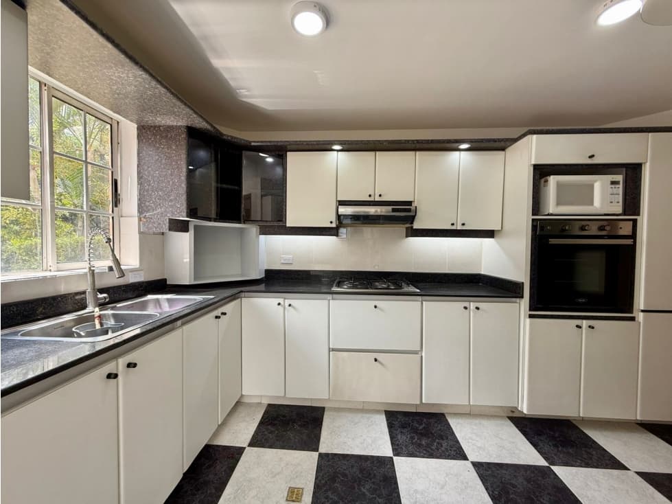 Casa en Arriendo en Castropol — foto 5