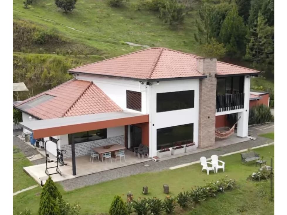 Casa campestre en venta la Estrella Antioquia — foto 1