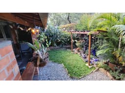 Casa en venta en la Estrella Suramerica