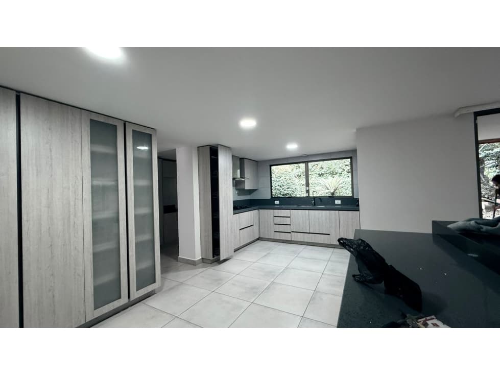 Casa en venta en Envigado Benedictinos — foto 2