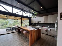 Casa para arriendo en Envigado Loma del Escobero