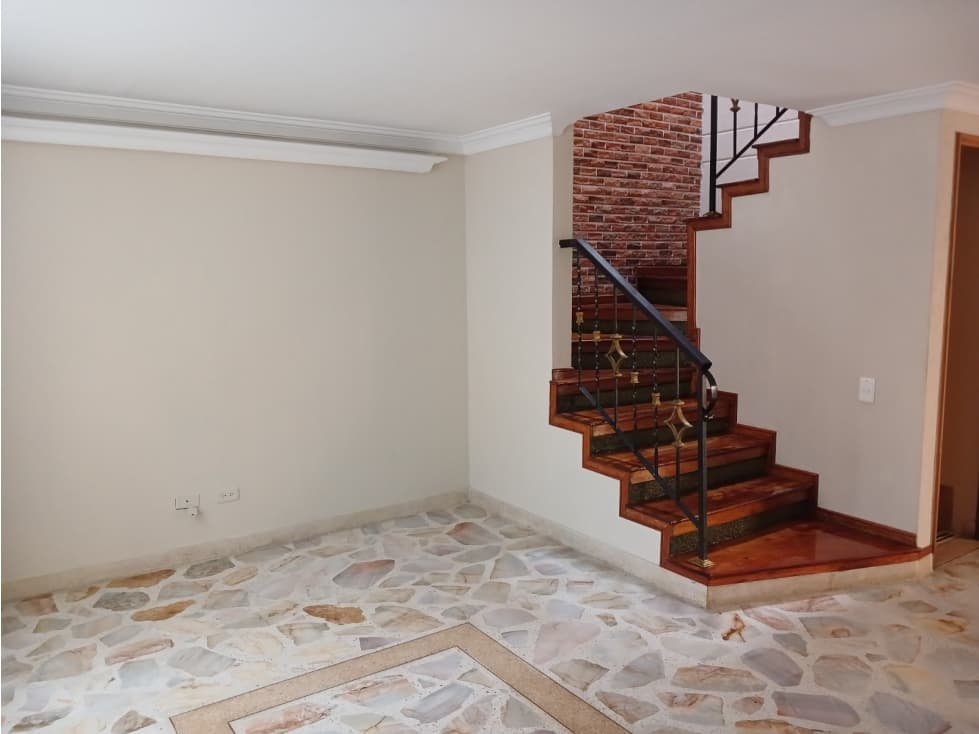 CASA PARA LA VENTA ENVIGADO ANTIQUIA — foto 3