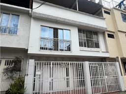 CASA EN VENTA SUR DE CALI BARRIO LAS CAMELIAS