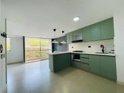 VENDO Apartamento nuevo 2do piso con ascensor