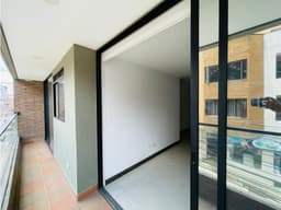 VENDO APTO 2DO PISO EN UNIDAD SEMI CERRADA EN LA CEJA. SECTOR PARQUE