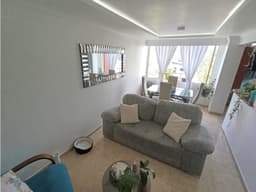 VENDO APARTAMENTO COMO NUEVO EN SANTA MONICA