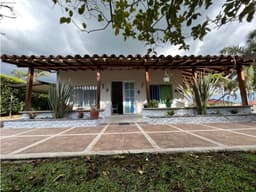 Se Vende Chalet En Condominio Entre Quimbaya - Alcala