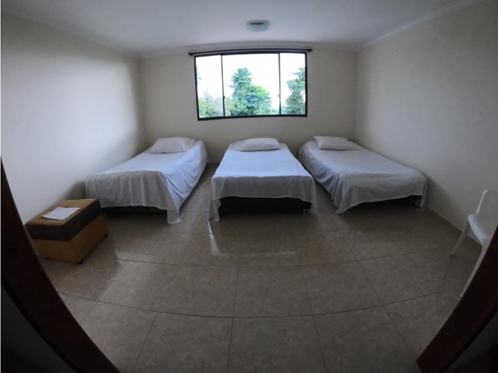 Se Vende Chalet La Pola Circasia — foto 5