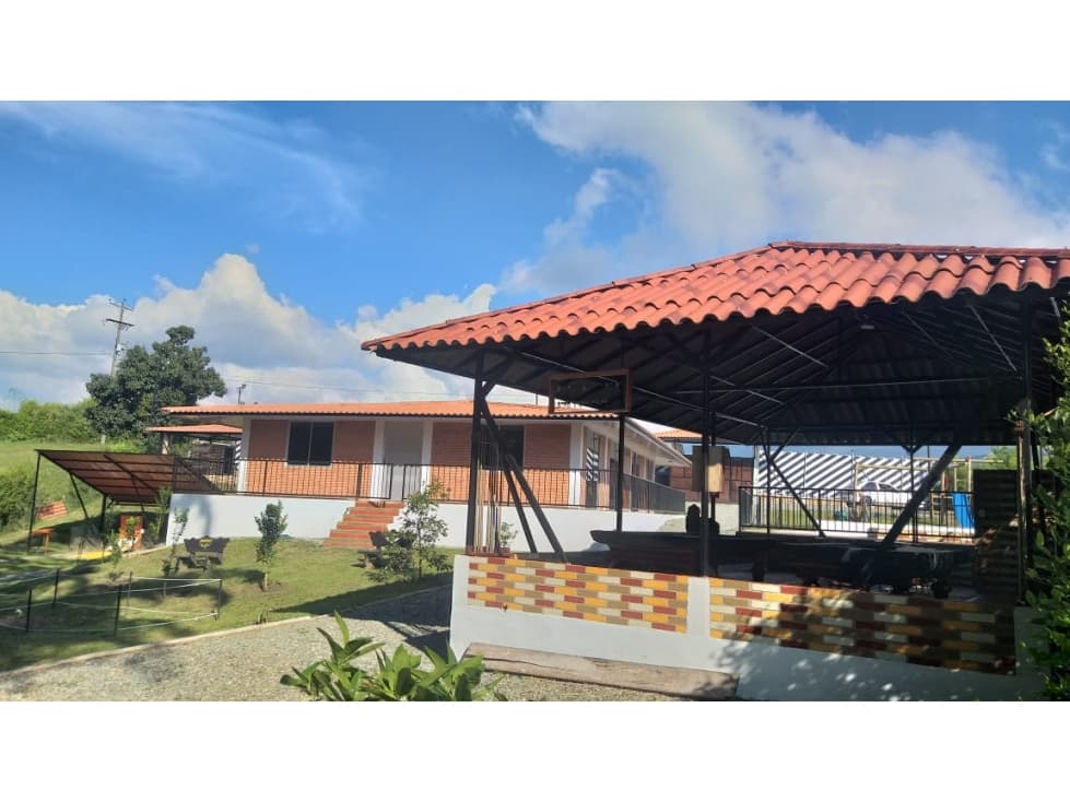 Se Vende Chalet En Armenia — foto 1