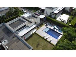 Se Vende Casa En Condominio Campestre Vía El Caimo