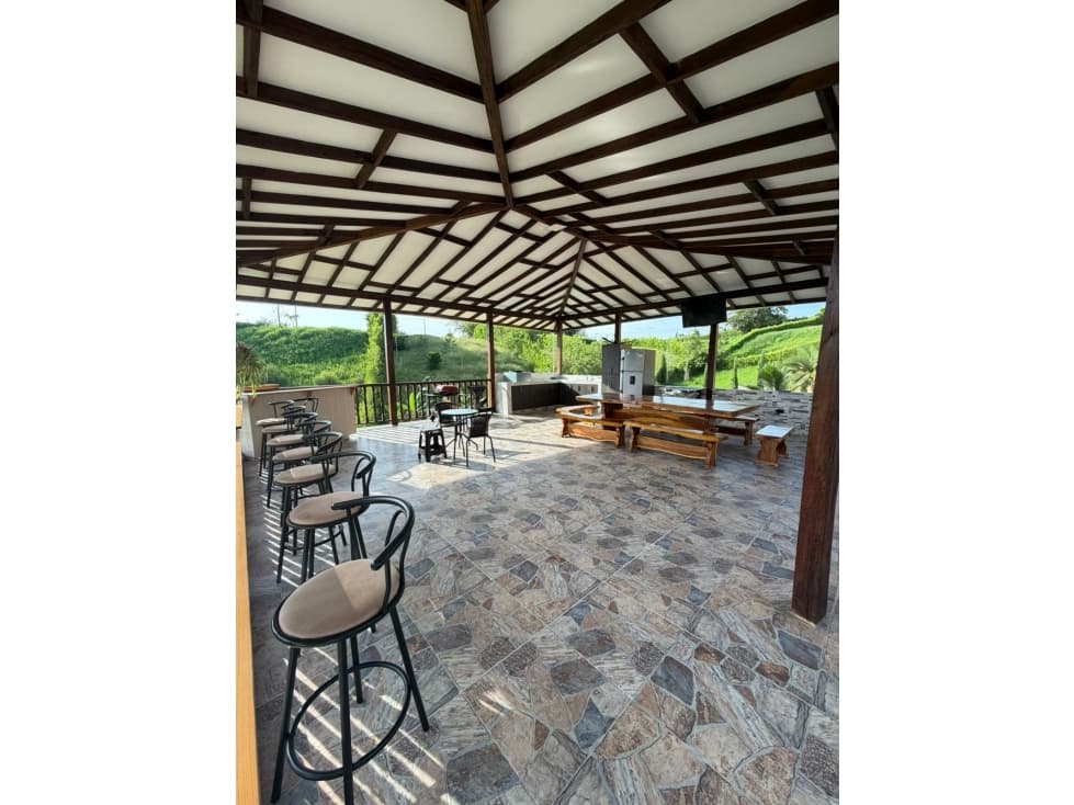Se Vende Chalet en Alcala - Cartago — foto 2