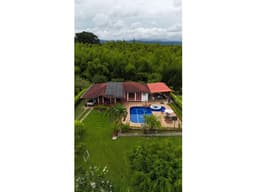 Se Vende Chalet En Condominio Campestre S. La Tebaida - Quindío