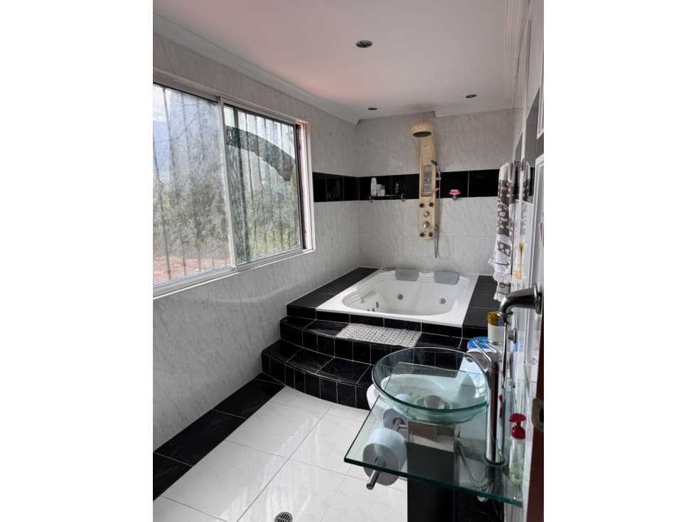 Se Vende Chalet en Copacabana - Antioquia. — foto 6