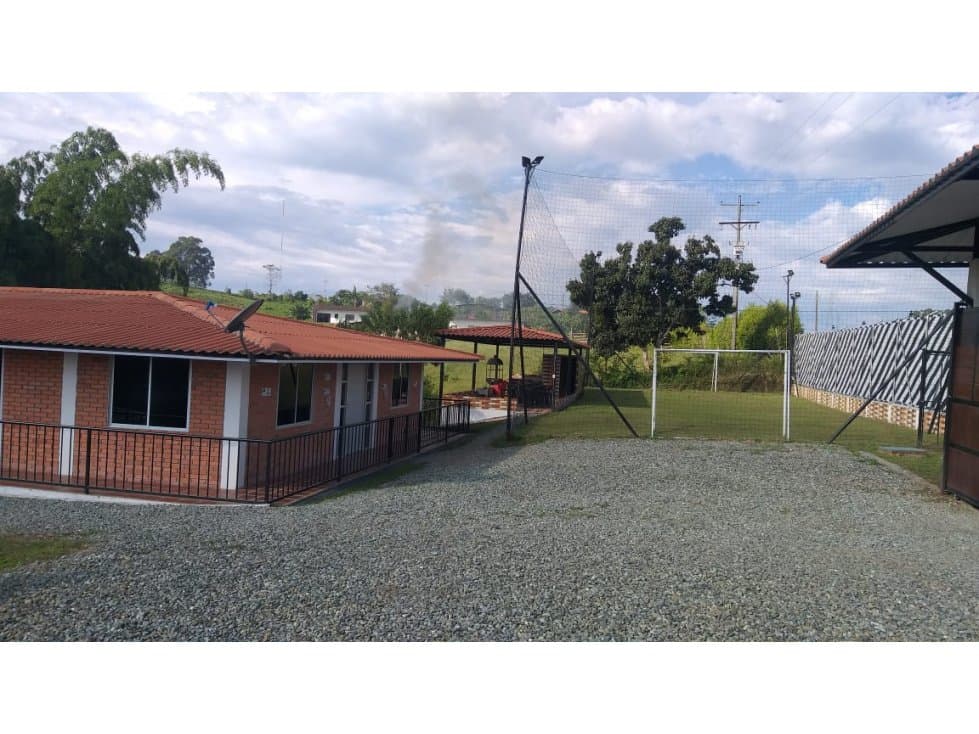 Se Vende Chalet En Armenia — foto 2