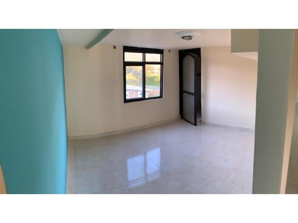 Se Vende Casa De 3 Rentas En Calarcá — foto 2