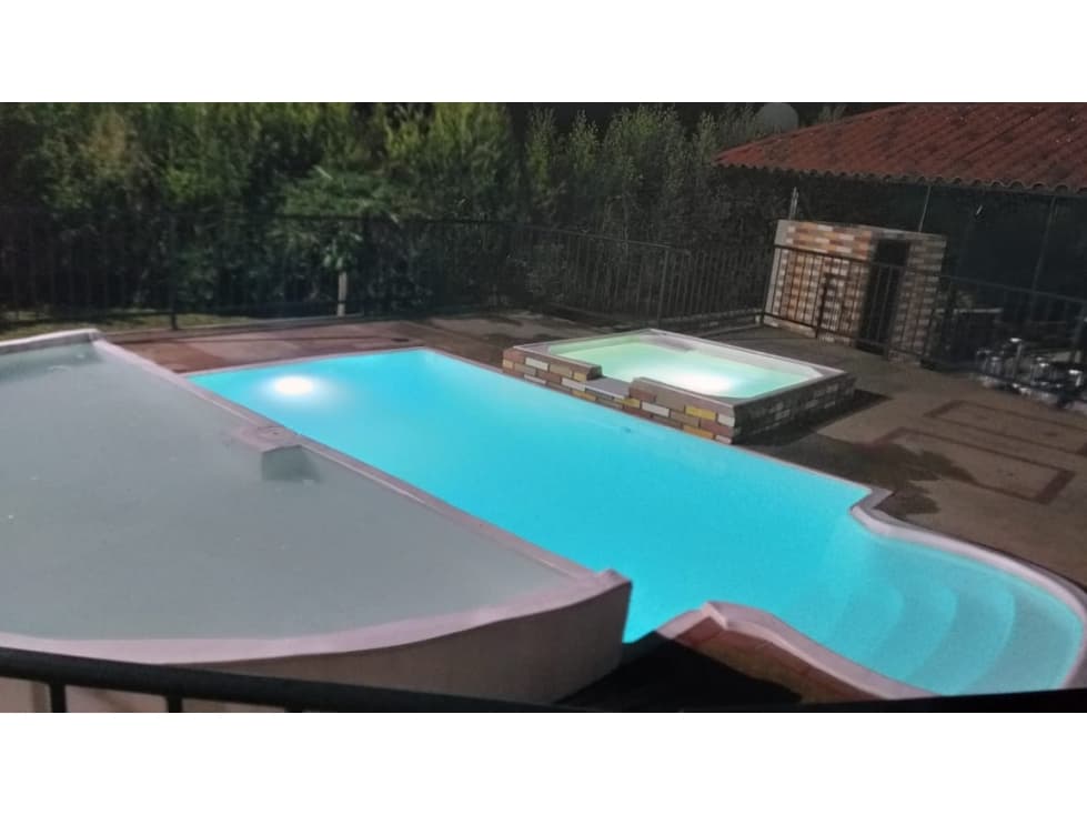 Se Vende Chalet En Armenia — foto 3