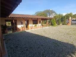 Se Vende Chalet Via Montenegro - Quimbaya - Quindío