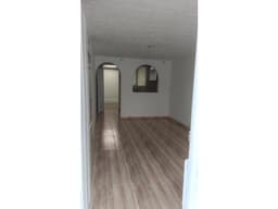 SE VENDE CASA EN EL BARRIO LA PATRIA