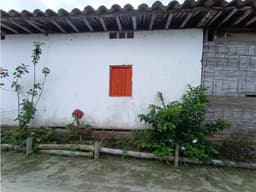 Se Vende Finca Vía La Tebaida