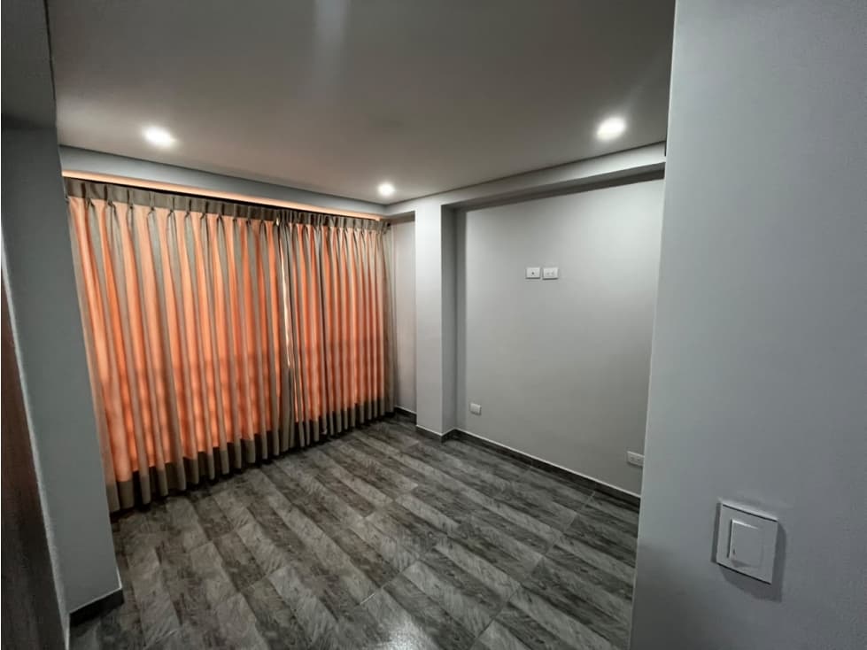 CASA EN VENTA BARRIO LIMONAR — foto 2