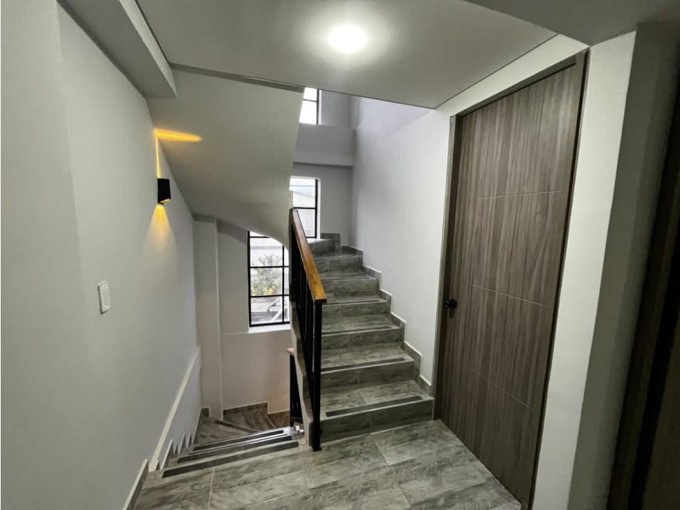 CASA EN VENTA BARRIO LIMONAR — foto 4