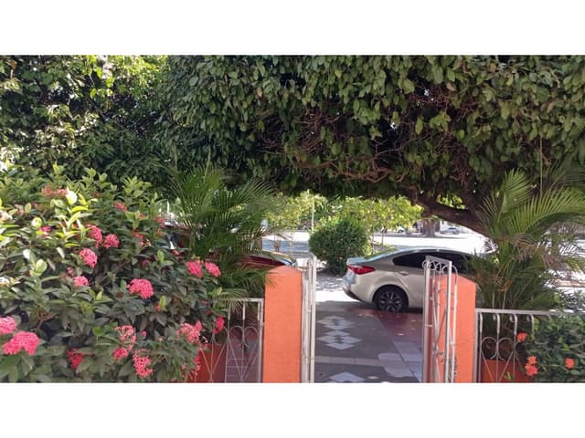 CASA EN VENTA EN EL CENTRO DE FONSECA, LA GUAJIRA