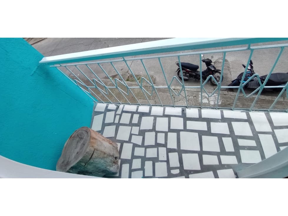 VENTA DE CASA BIFAMILIAR, BARRIO GRANADA — foto 5