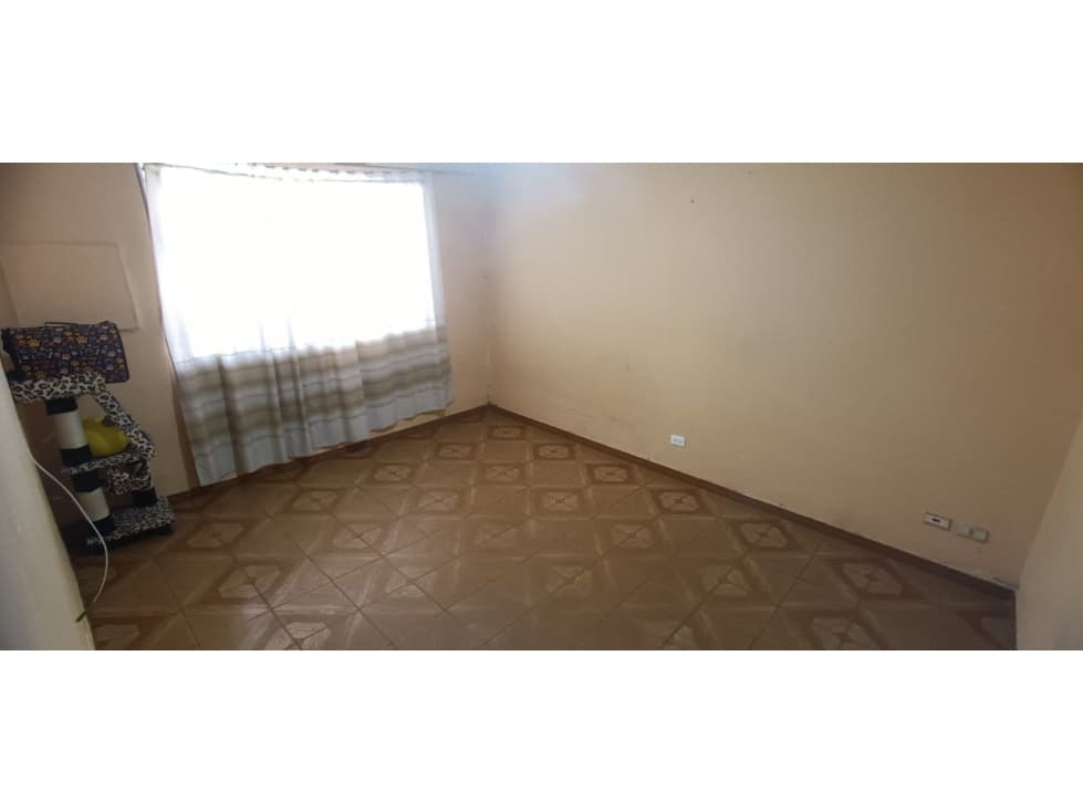 CASA EN VENTA EN LA FLORIDA - ENGATIVA — foto 4