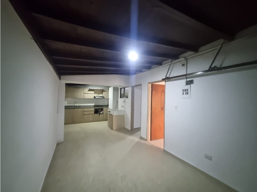 CASA PARA ARRIENDO EN CALSANZ MEDELLÍN — foto 3
