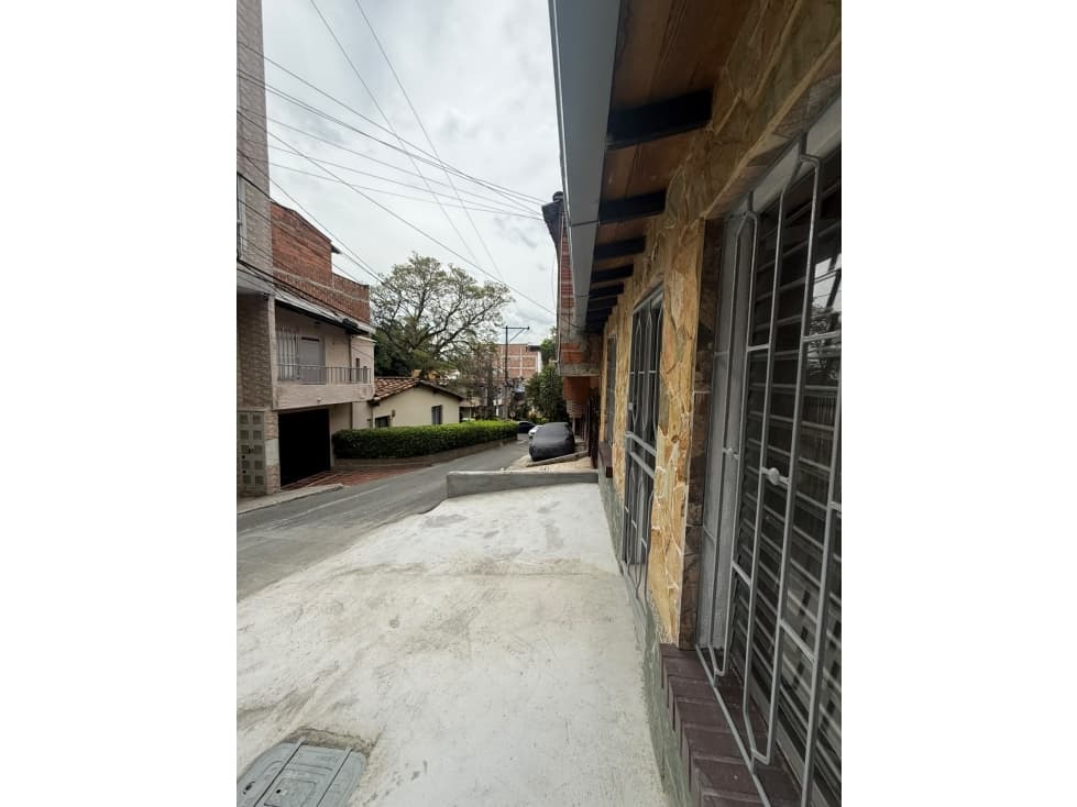 CASA PARA ARRIENDO EN CABAÑAS — foto 1