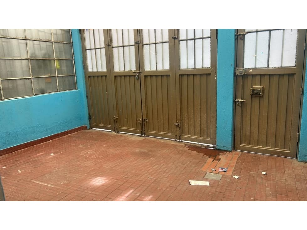 SE VENDE CASA BARRIO GUSTAVO RESTREPRO — foto 4
