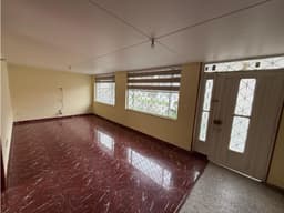 VENDEMOS CASA EN JJ VARGAS. BOGOTA