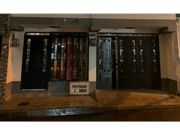 VENDO APARTAMENTO CON GARAJE MUY CENTRAL