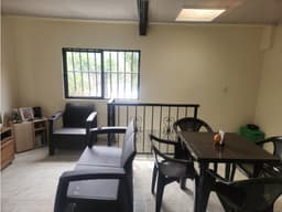 CASA ESQUINERA PISOS INDEPENDIENTES CERCA AL CENTRO DE PEREIRA