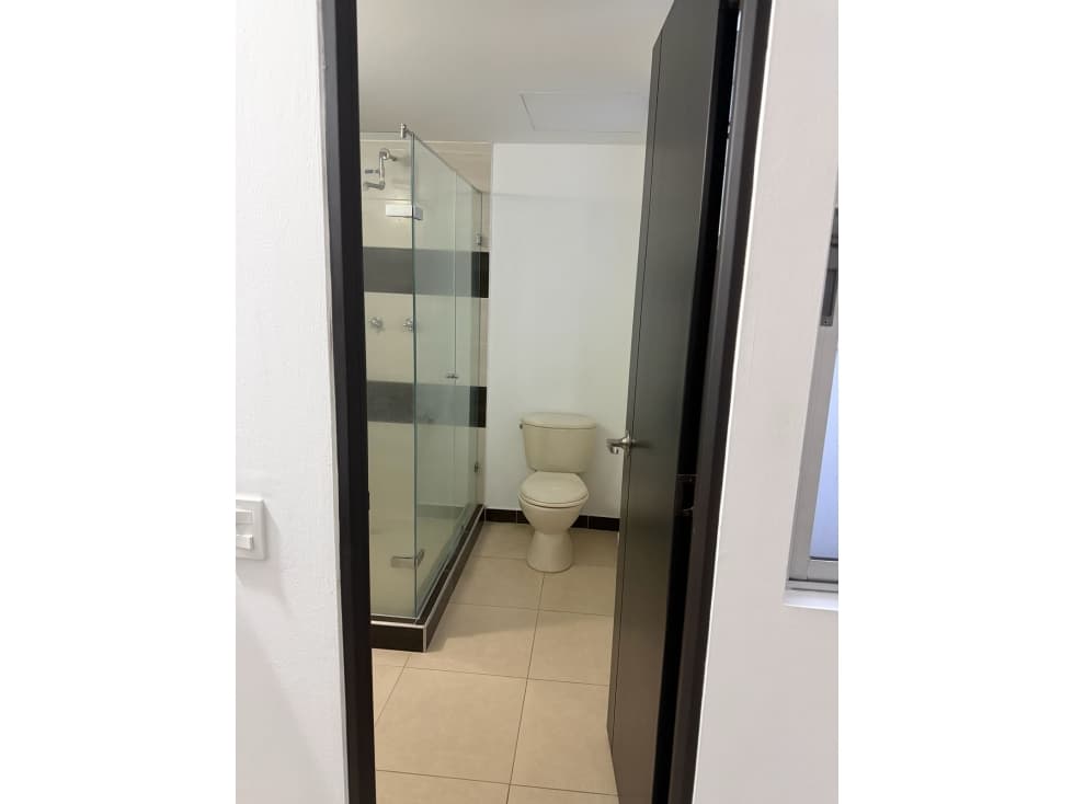 SE VENDE HERMOSA CASA EN LA AV SUR — foto 3