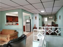 CASA DE TRES PISOS INDEPENDIENTES MUY CERCA AL CENTRO DE PEREIRA