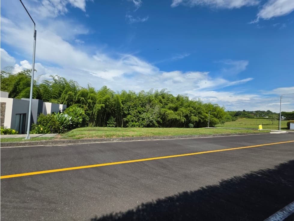 ESPECTACULAR LOTE EN MALABAR LINDA CON GUADUAL — foto 4