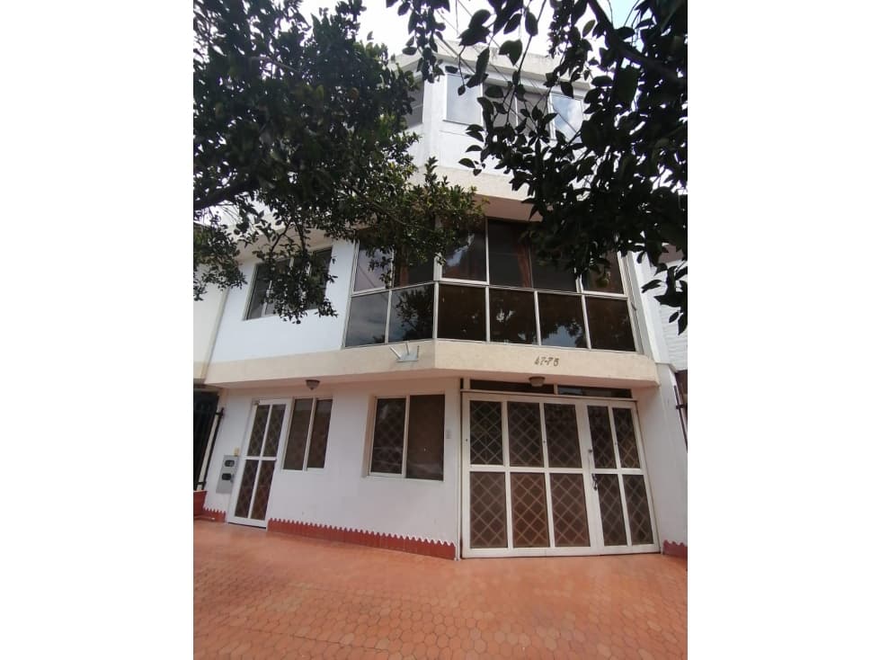VENTA CASA BIFAMILIAR UBICADA EN TEQUENDAMA SUR CENTRAL CALI — foto 2