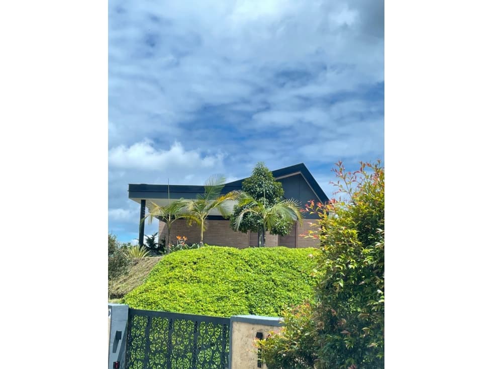 Espectacular casa para la venta en el Oriente. — foto 1