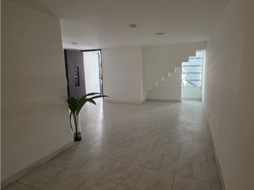 Casa Comercial en Arriendo en San Joaquin — foto 1