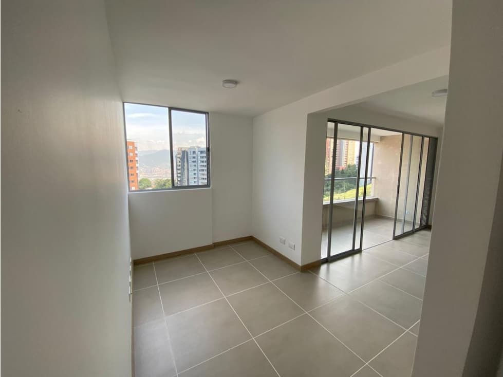 Se arrienda apartamento en envigado — foto 2
